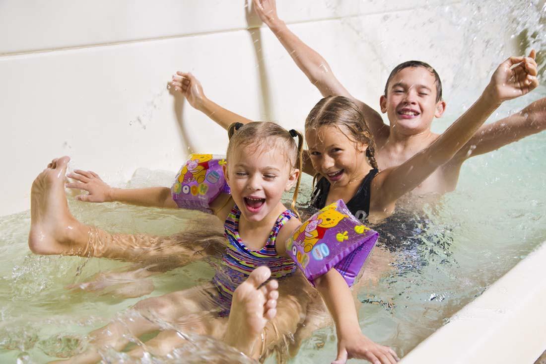 Enjoy Resorts Marina Fiskenaes - Wellness & Waterpark Гростен Экстерьер фото